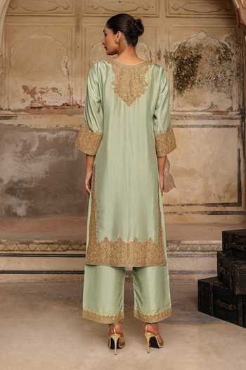 Charu Makkar Rumaisa Placement Embroidered Kurta Set 