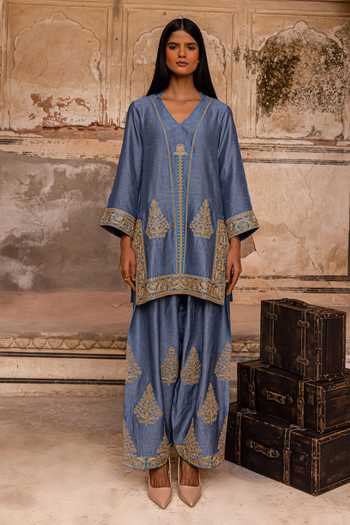 Shop Charu Makkar Blue Silk V-neck Mala Placement Embroidered Kurta And Salwar Set Online at Aza Fashions Shop_Charu Makkar_Blue Silk V-neck Mala Placement Embroidered Kurta And Salwar Set _Online_at_Aza_Fashions