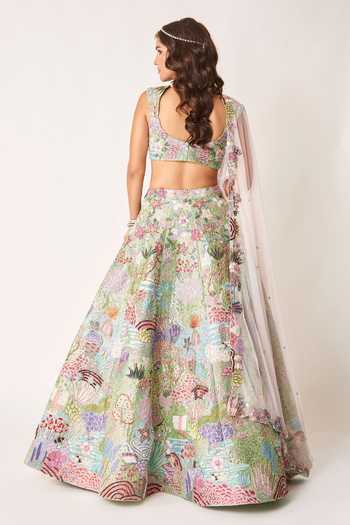 Aisha Rao_Green Tissue, Tulle Sweetheart Neck Belladone Applique Lehenga Set _Online_at_Aza_Fashions