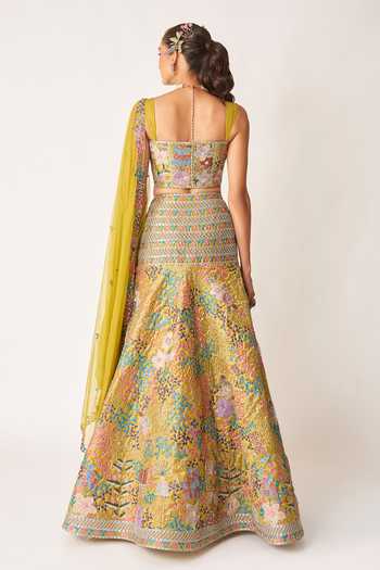 Aisha Rao_Olive Green Tissue, Tulle Sweetheart Neck Olesia Ruched Lehenga Set _Online_at_Aza_Fashions