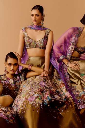 Shop_Aisha Rao_Brown Tissue, Tulle Sweetheart Neck Tenebra Copper Metallic Lehenga Set 