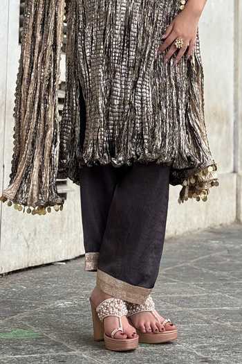Etasha By Asha Jain_Black Tissue, Crepe Textured Metallic Kurta Set _Online_at_Aza_Fashions