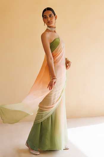 Geroo Jaipur_Green Chiffon Bandeau Neck Pre-draped Saree With Blouse _Online_at_Aza_Fashions