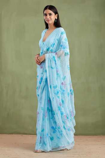 Buy_Geroo Jaipur_Blue Chiffon V-neck Floral Handpainted Pre-draped Saree With Blouse 
