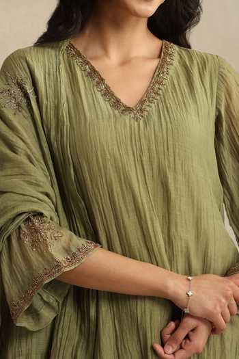 Buy_Weaver Story_Olive Green Chanderi V-neck, Yes Placement Embroidered Kurta Set _Online_at_Aza_Fashions