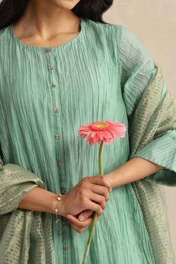 Weaver Story_Green Chanderi Round Neck Handloom Mul Kurta Set _Online_at_Aza_Fashions