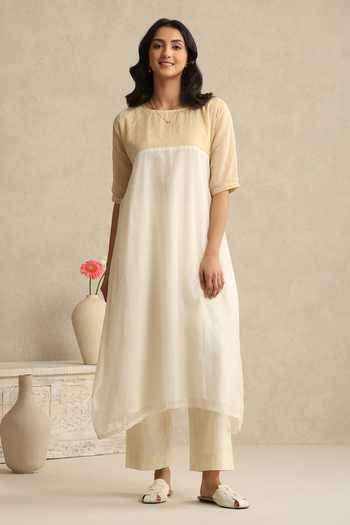 Buy_Weaver Story_White Chanderi Round Neck Handloom Mul Kurta And Pant Set _Online_at_Aza_Fashions