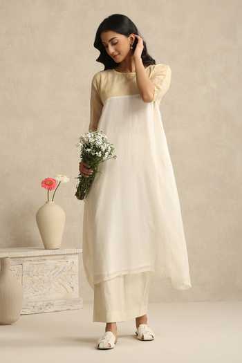 Shop_Weaver Story_White Chanderi Round Neck Handloom Mul Kurta And Pant Set _Online_at_Aza_Fashions