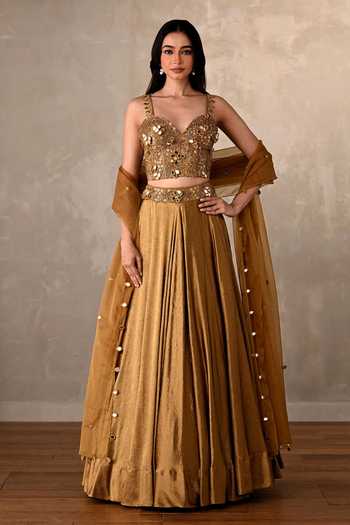 Buy_Onaya_Green Satin Mirrors, Embroidery, Sequins Sweetheart Neck Blouse Lehenga Set 