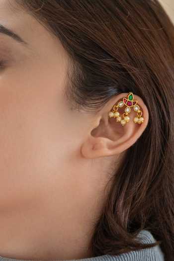 Shop_Do Taara_Red Kundan Pair Of Ear Cuffs _Online_at_Aza_Fashions