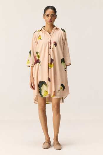 Kharakapas_Peach Muslin (mulmul) Collared Blush Tide Print Dress _Online_at_Aza_Fashions