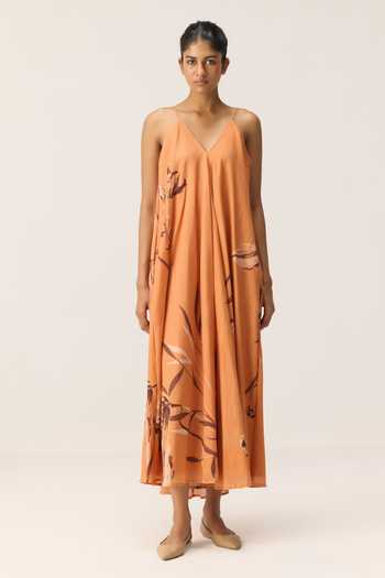 Kharakapas_Orange Muslin (mulmul) V-neck Flame Leaves Print Mul Dress _Online_at_Aza_Fashions