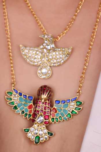 Moh-Maya By Disha Khatri_Gold Plated Pachi Kundan Bird Pendant Necklace _Online_at_Aza_Fashions