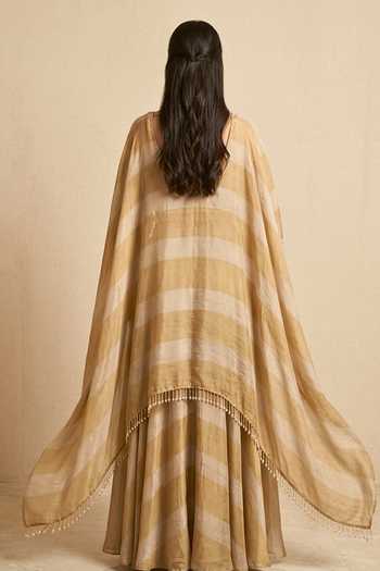 Two Sisters By Gyans_Gold Silk Keyhole Neck Molten Draped Cape And Lehenga Set _Online_at_Aza_Fashions