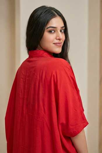 Buy_Two Sisters By Gyans_Red Silk Collared, Button-down Neck Crimson Wings Kaftan And Pant Set _Online_at_Aza_Fashions