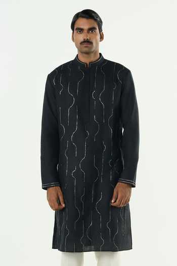 Line Out Line City Pulse Pitta Embroidered Front Kurta 