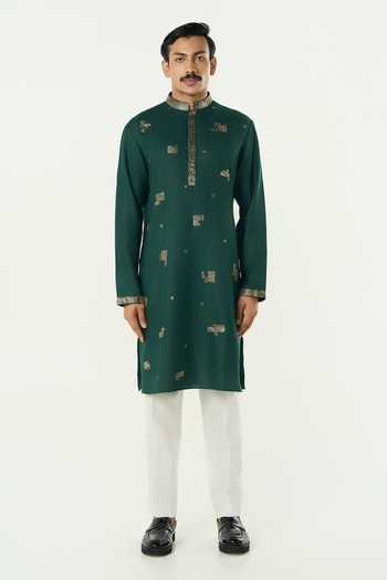 Line Out Line_Green Cotton Alluro Pitta Work Embroidered Matka Kurta _at_Aza_Fashions