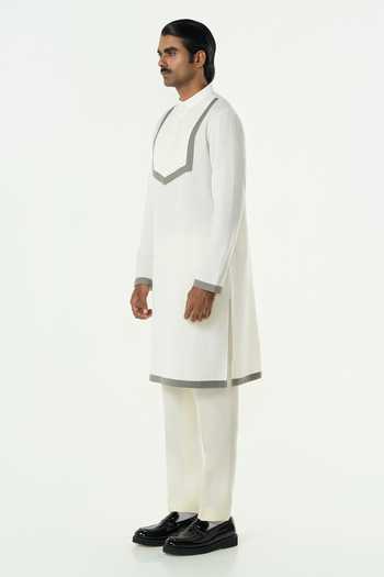 Line Out Line_Off White Cotton Circuit Pleated Yoke Kurta _Online_at_Aza_Fashions