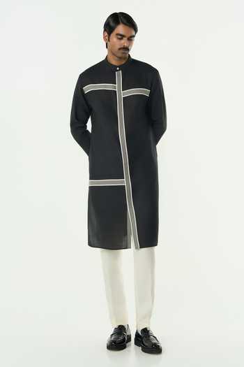 Line Out Line_Black Cotton Crossbeam Contrast Patch Kurta _Online_at_Aza_Fashions