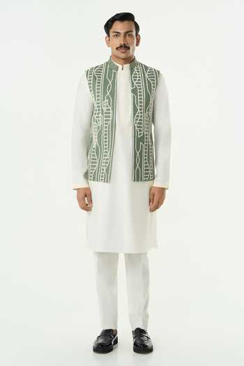 Shop_Line Out Line_Green Cotton Beads Grill Cutdana Grid Open Bundi _Online_at_Aza_Fashions