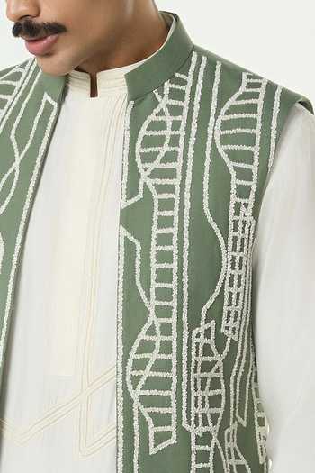Line Out Line_Green Cotton Beads Grill Cutdana Grid Open Bundi _at_Aza_Fashions