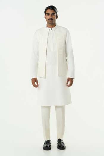 Line Out Line Grill Grid Cutdana Work Bundi & Kurta Set 