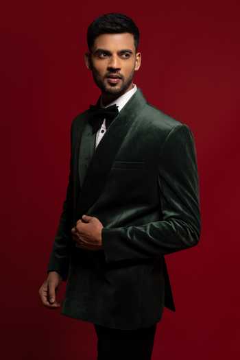 Shop_Sven Suits_Green Velvet Blazer Pant Set _Online_at_Aza_Fashions