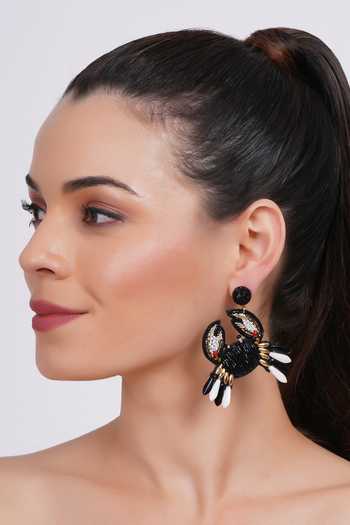 APT FOREVER Cut-The-Crab Dangling Earrings 