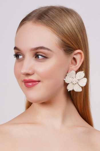 Buy_APT FOREVER_White Petalux Gem Embellished Earrings 