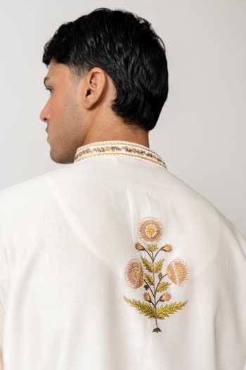 Wabi Sabi By Anshum-Ritesh_Ivory Cotton, Chanderi Genda Gulab Embroidered Kurta With Pant _at_Aza_Fashions