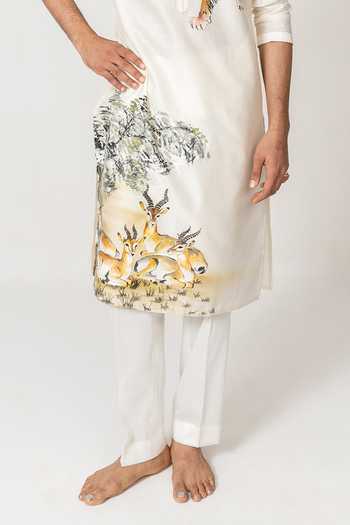 Wabi Sabi By Anshum-Ritesh_Ivory Cotton, Chanderi The Silent Hunt Hand Paint Kurta With Pant _Online_at_Aza_Fashions