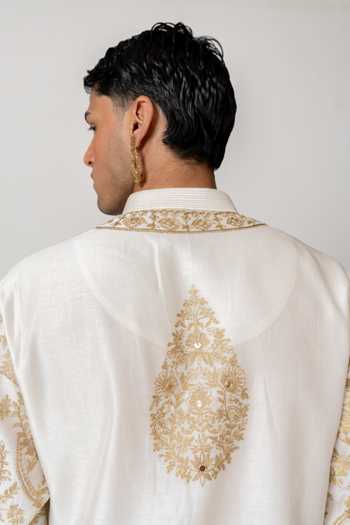 Wabi Sabi By Anshum-Ritesh_Ivory Cotton, Chanderi Gilded Lattice Embroidered Kurta With Pant _at_Aza_Fashions