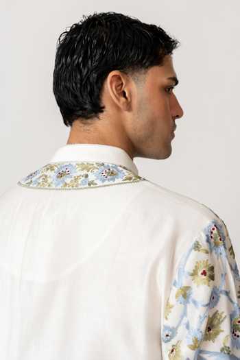 Wabi Sabi By Anshum-Ritesh_Ivory Cotton, Chanderi Willow Bloom Embroidered Kurta With Pant _Online_at_Aza_Fashions