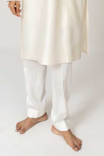 Wabi Sabi By Anshum-Ritesh_Ivory Cotton, Chanderi Pushp Bel Resham Embroidered Kurta Set _Online_at_Aza_Fashions