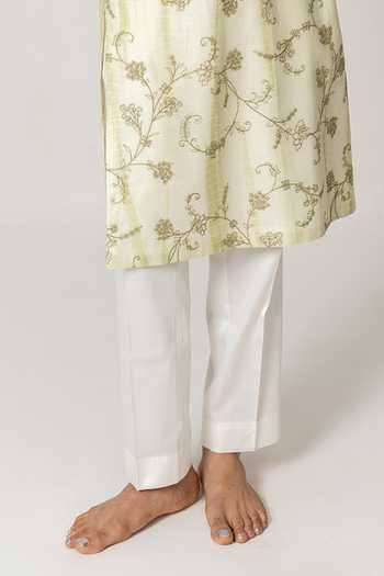 Wabi Sabi By Anshum-Ritesh_Green Cotton, Chanderi Dyed Floral Vine Embroidered Kurta Set _Online_at_Aza_Fashions