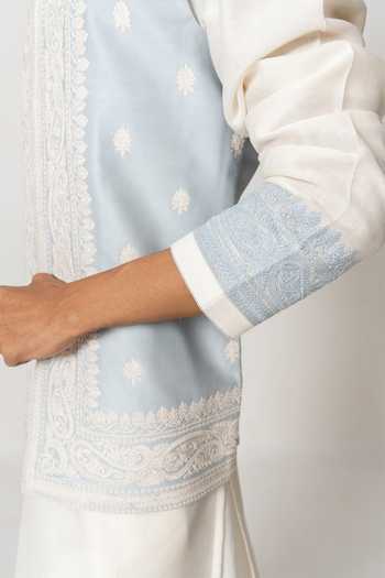 Buy_Wabi Sabi By Anshum-Ritesh_Blue Chanderi Embroidery Mist Paisley Bundi Kurta Set _Online_at_Aza_Fashions