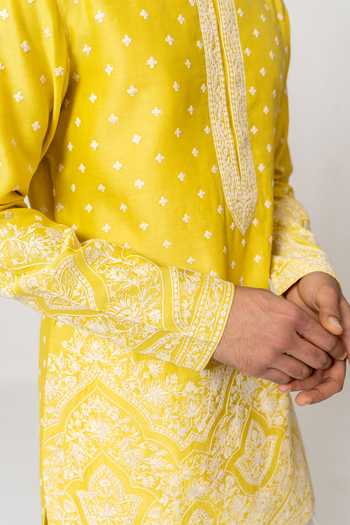 Buy_Wabi Sabi By Anshum-Ritesh_Yellow Chanderi Phool Booti Embroidered Kurta And Pant Set 