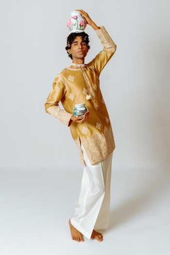 Wabi Sabi By Anshum-Ritesh_Mustard Chanderi Ornate Base Embroidered Kurta Set _Online_at_Aza_Fashions