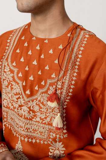 Wabi Sabi By Anshum-Ritesh_Orange Chanderi Floral Yoke Embroidered Kurta Set _at_Aza_Fashions