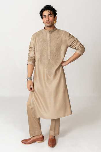 Wabi Sabi By Anshum-Ritesh Floral Crest Embroidered Kurta Set 