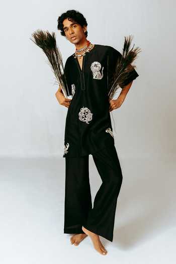 Buy_Wabi Sabi By Anshum-Ritesh_Black Chanderi Astral Signs Embroidered Kurta Set 