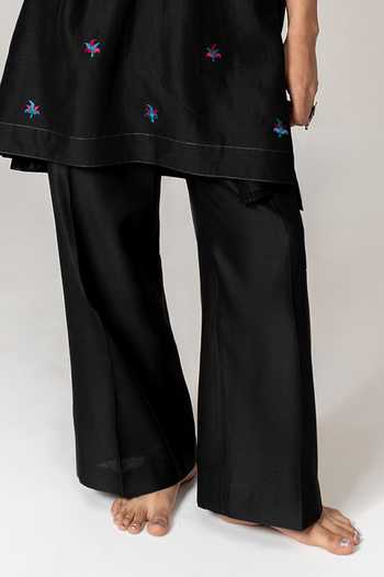 Buy_Wabi Sabi By Anshum-Ritesh_Black Chanderi Mosaic Frame Resham Embroidered Kurta Set _Online_at_Aza_Fashions