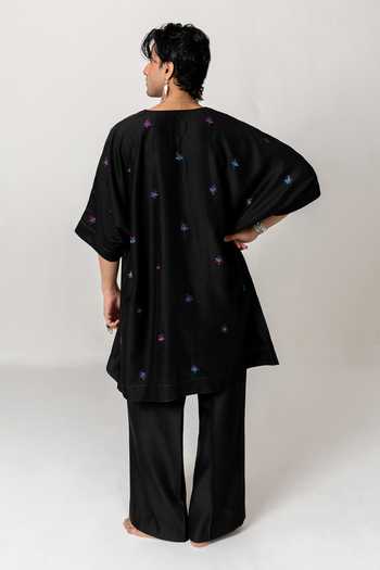 Wabi Sabi By Anshum-Ritesh Mosaic Frame Resham Embroidered Kurta Set 