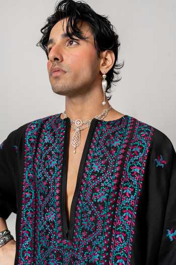 Shop_Wabi Sabi By Anshum-Ritesh_Black Chanderi Mosaic Frame Resham Embroidered Kurta Set _Online_at_Aza_Fashions