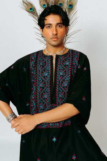 Wabi Sabi By Anshum-Ritesh_Black Chanderi Mosaic Frame Resham Embroidered Kurta Set _at_Aza_Fashions