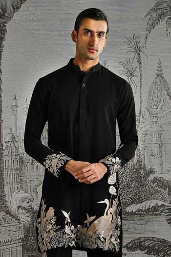 Buy_Asuka_Black Floral Embroidered Kurta Set _Online_at_Aza_Fashions