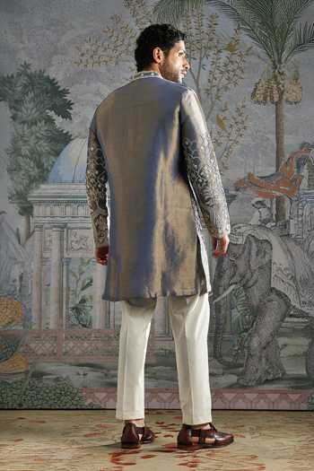 Asuka Embroidered Kurta & Pant Set 