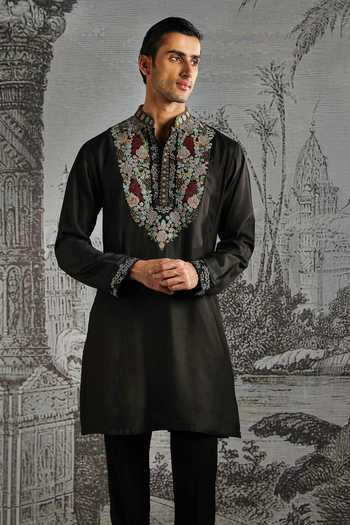 Asuka_Black Chanderi Silk Embroidered Kurta Set _Online_at_Aza_Fashions