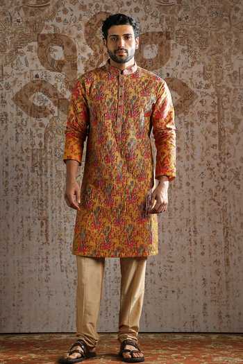 Asuka Ornamental Brocade Pattern Kurta Set 