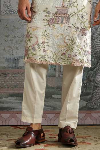 Asuka_Ivory Chanderi Silk Embroidered Kurta Set _Online_at_Aza_Fashions